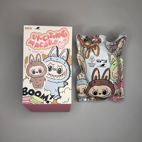 POP MART The Monsters Exciting Macaron Vinyl Plush TOFFEE Labubu - Picture 3 of 10